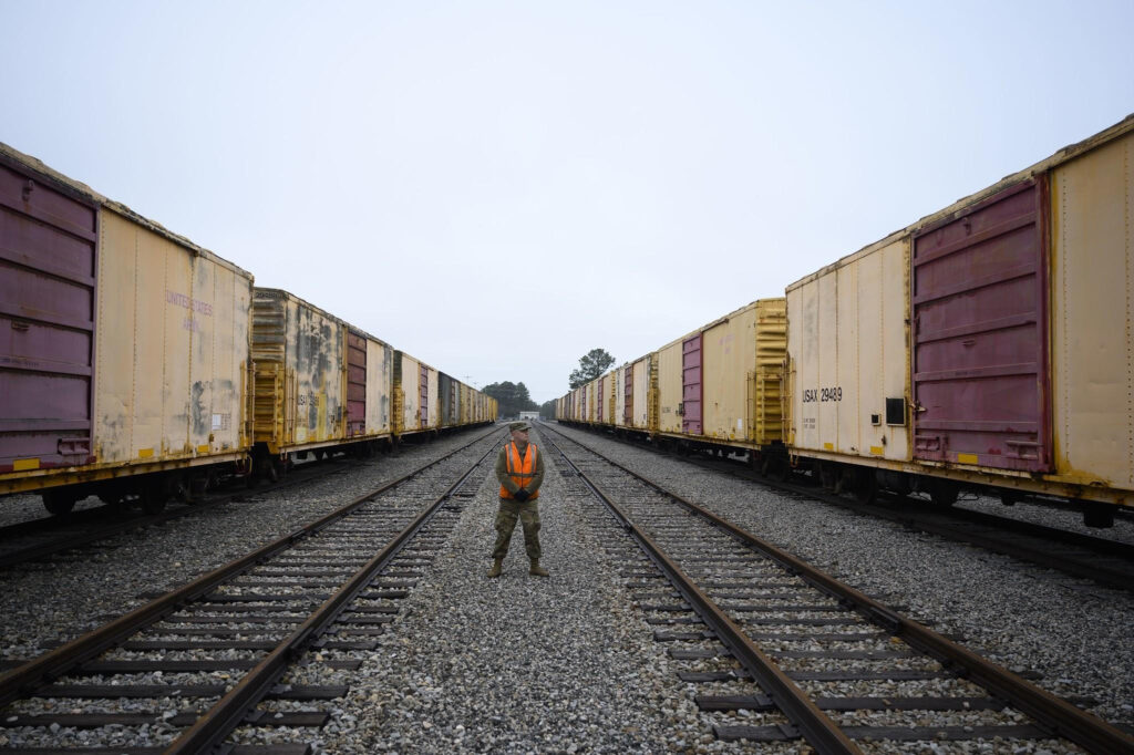 How to Choose a Transportation Partner for Complex Freight